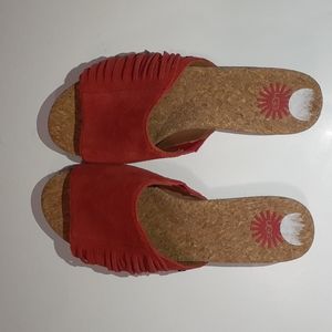 UGG wedge with fringe size 6